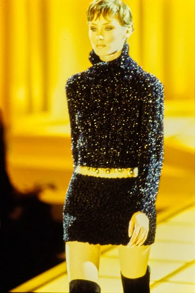Look 48